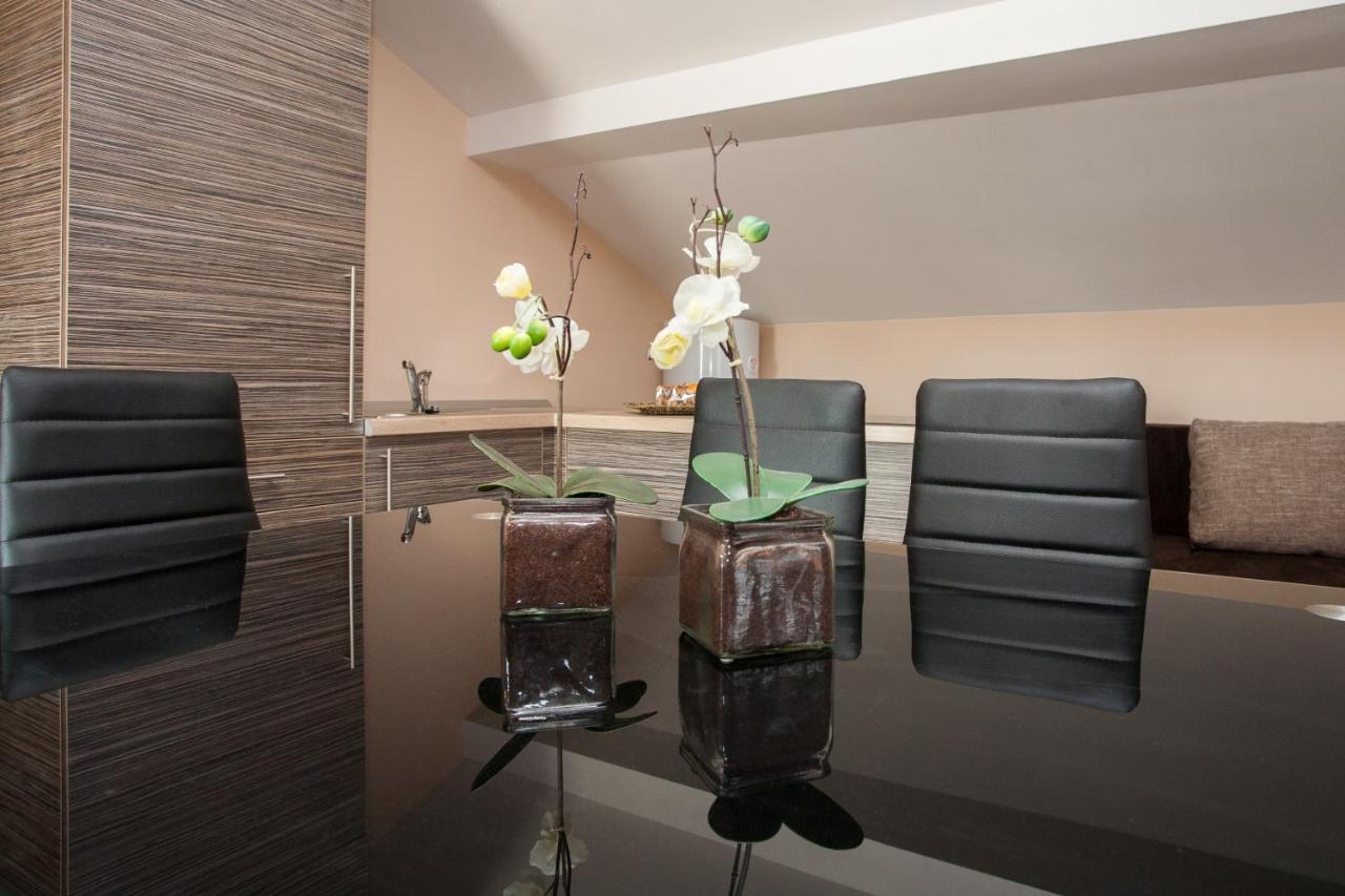 Apartments Tm Krk Town Luaran gambar