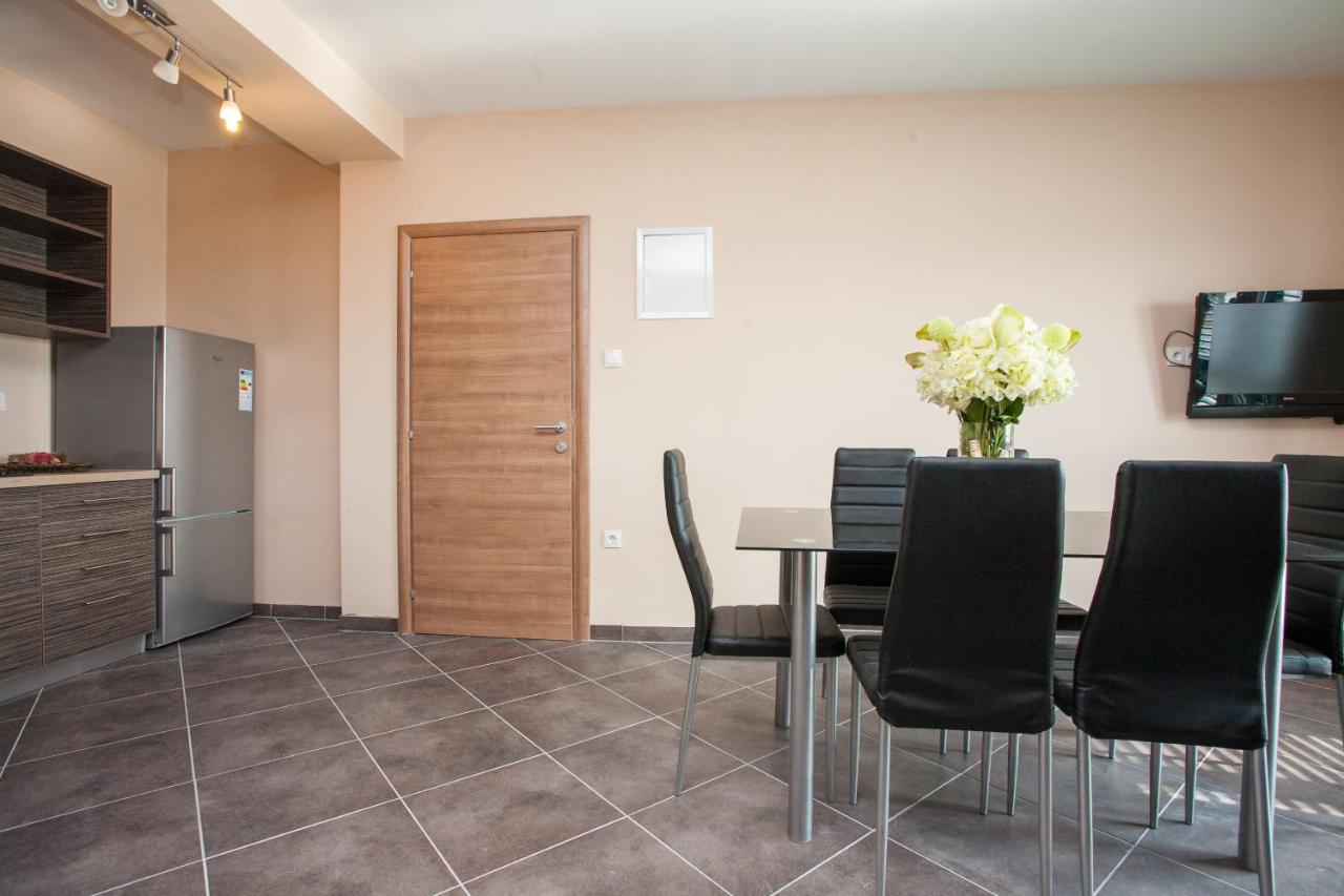 Apartments Tm Krk Town Luaran gambar