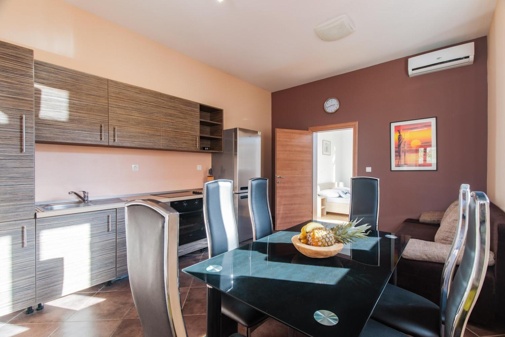 Apartments Tm Krk Town Luaran gambar