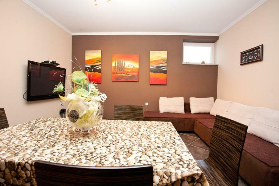 Apartments Tm Krk Town Luaran gambar